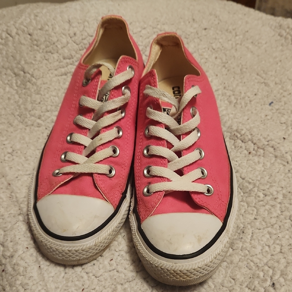 Converse Women's Vibrant Pink Sneakers - Picture 2 of 6